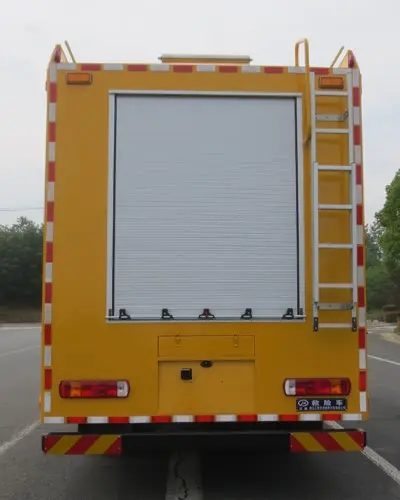 豪沃單橋救險(xiǎn)車